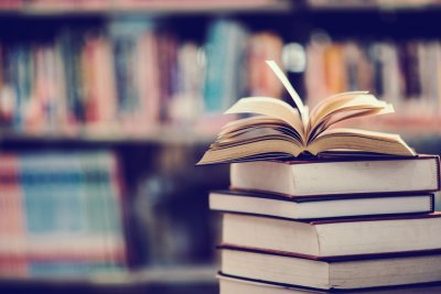 5 tips voor het stylen van een boekenplank of boekenkast