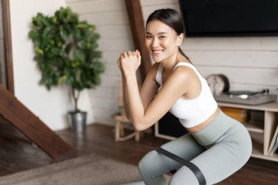 Thuis sporten? Deze 4 tips helpen jou hier een handje bij